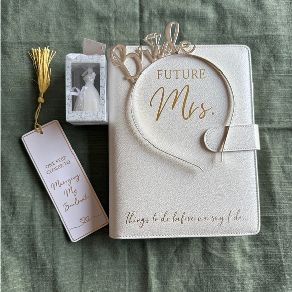 charvoria Accessories - White & Gold Wedding Planner Bundle | Bride Engagement Gift Set